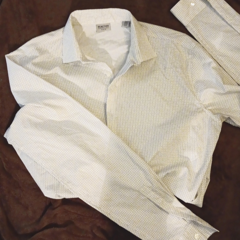 Men's button down long sleeve dress shirt